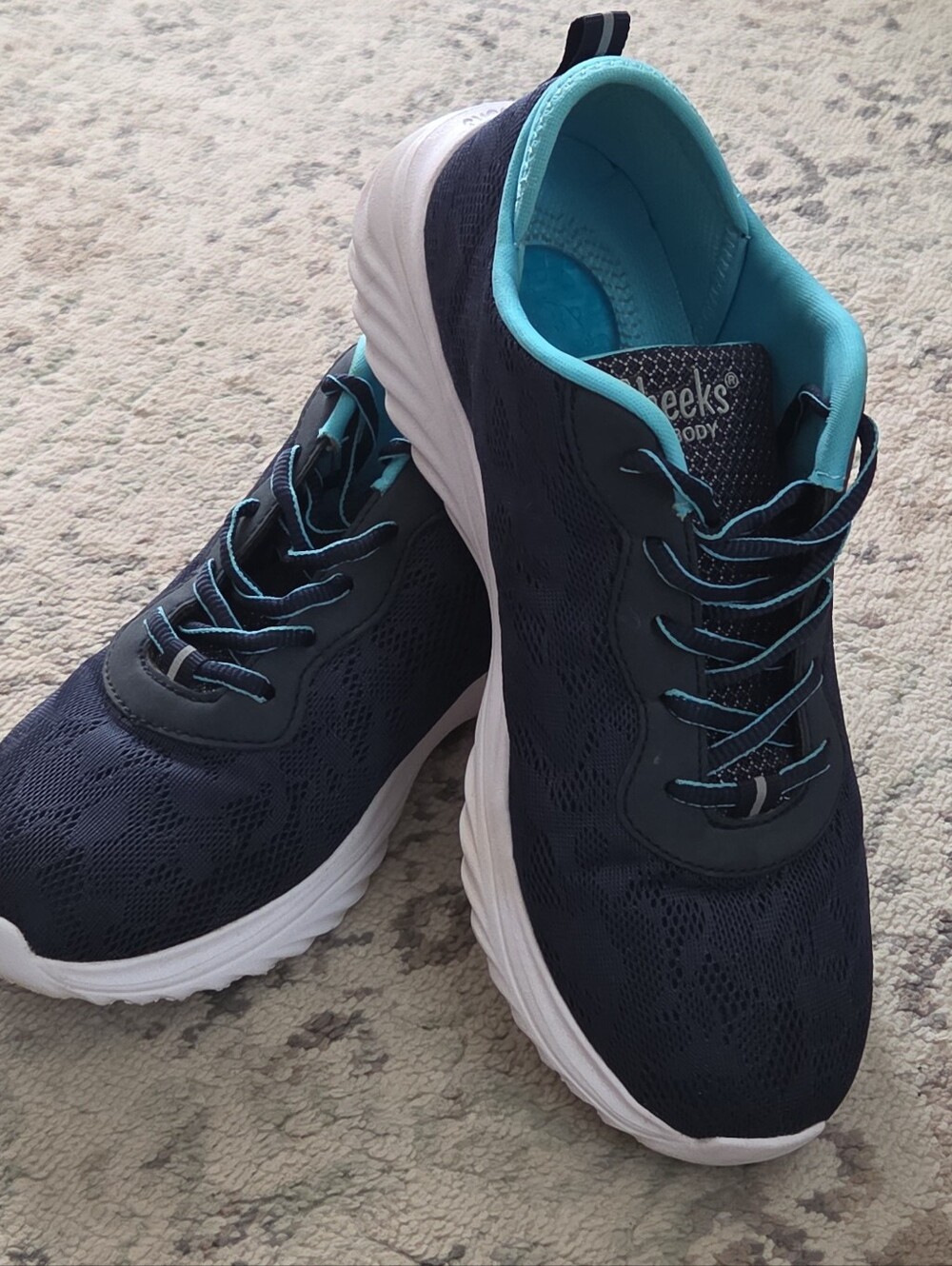 Women's Cheeks Fit Body Slip-on Sneakers Blue - Size 8.5